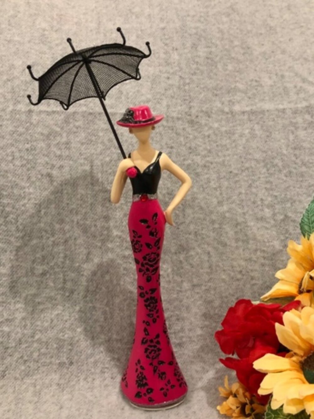 NWOT - Hot Pink & Black Jewelry Mannequin